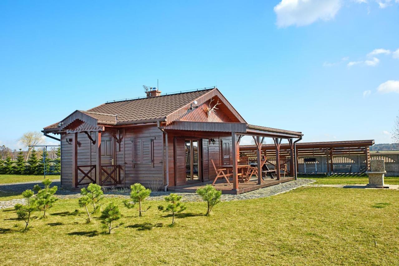 Hotel Osrodek Ukazia à Orzechowo  Extérieur photo